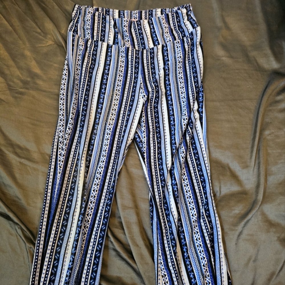aztec leggings, medium(7-8), blue black and white